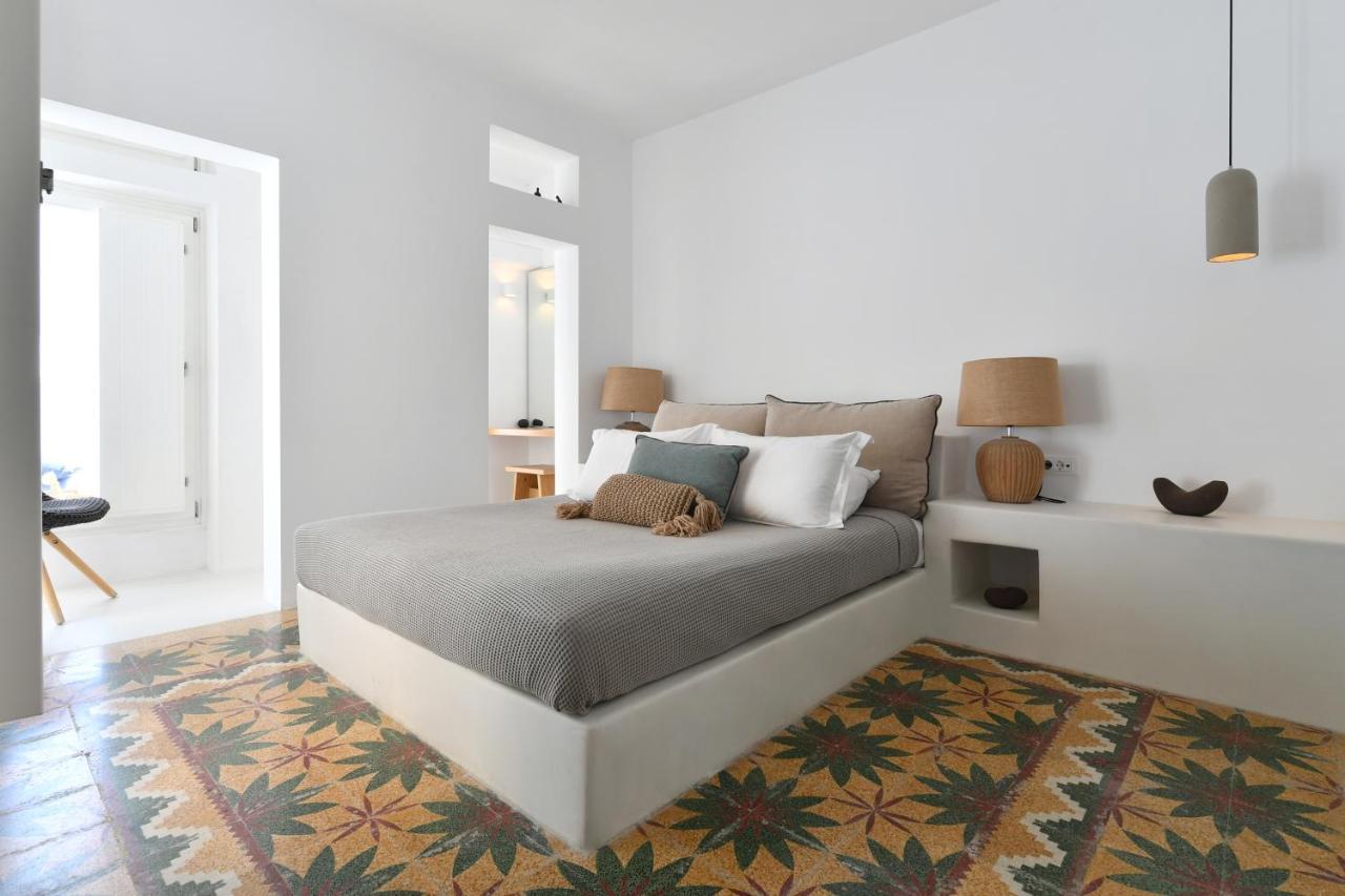 Thiro Santorini Villa Fira  Bagian luar foto